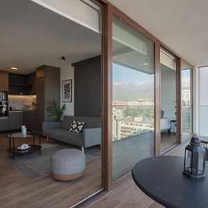 Elegancia En Las Condes 2D2B Con Estilo